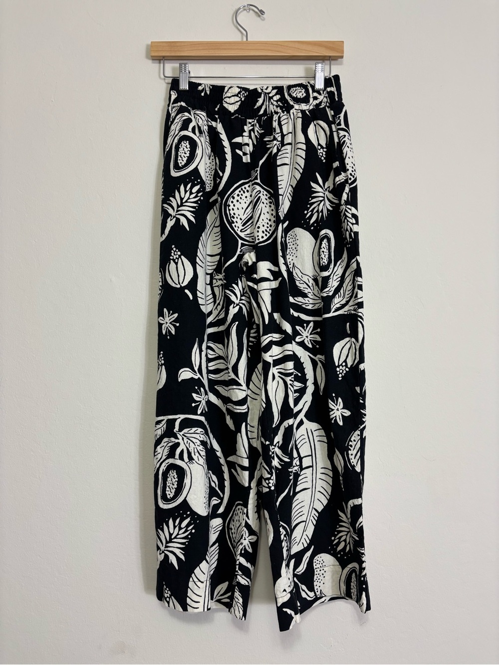 Christian Siriano wide-leg pants featuring a bold Size S - Picture 3 of 5